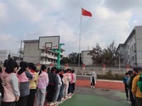 童心共护河 争做河小青